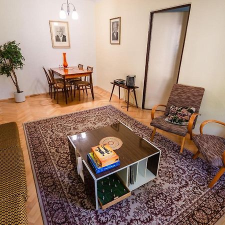Retro Apartment Брезно Екстериор снимка